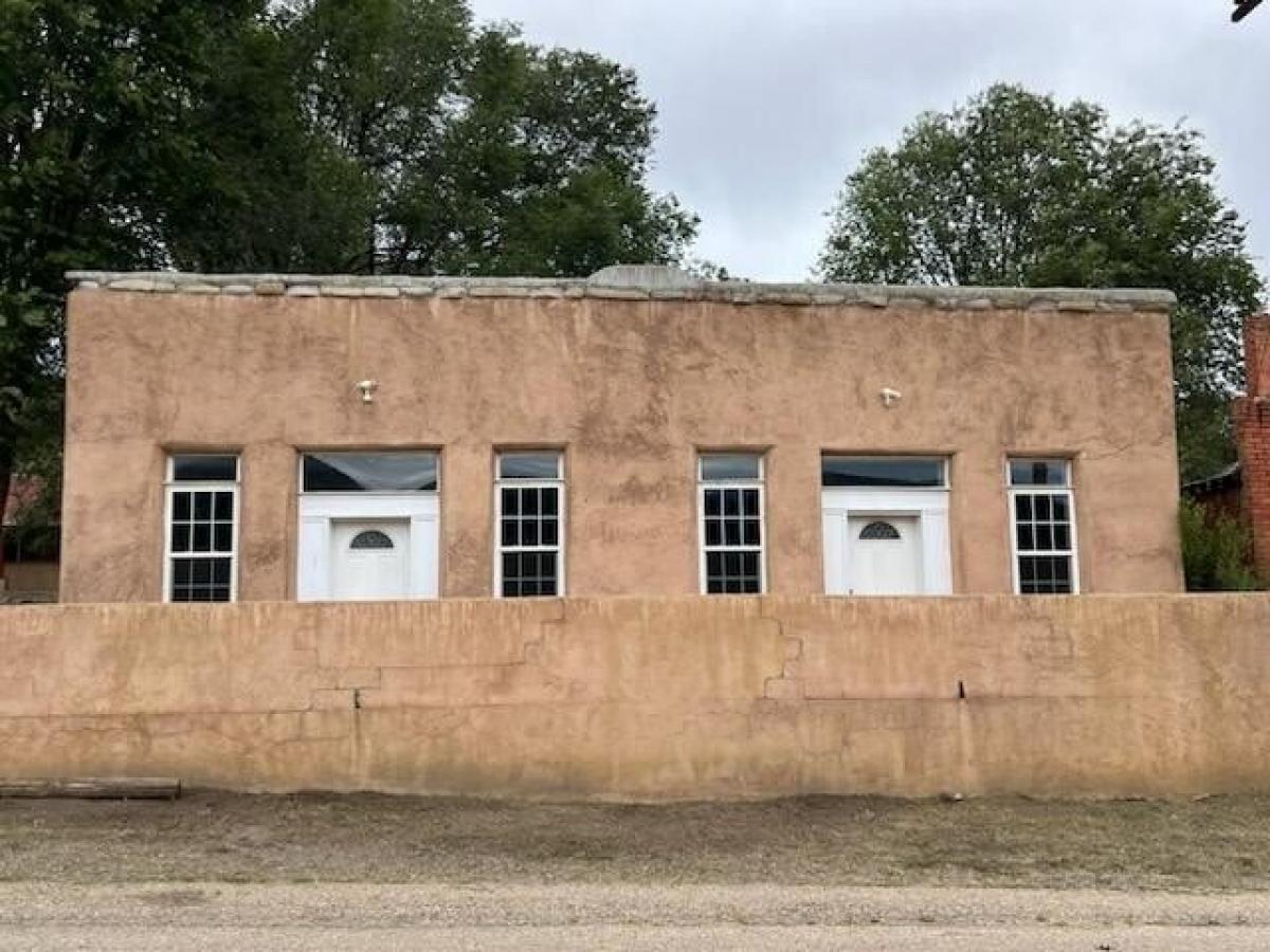 Picture of Home For Sale in Trinidad, Colorado, United States