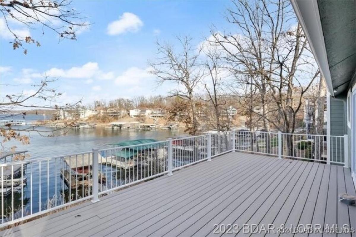 Picture of Home For Sale in Lake Ozark, Missouri, United States