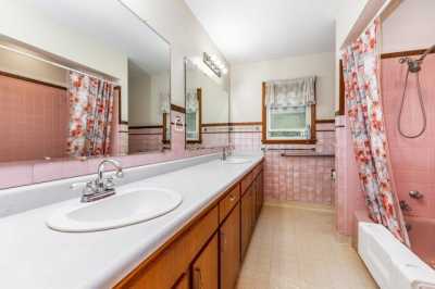 Home For Sale in Dubuque, Iowa