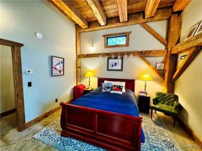 Home For Sale in Ellicottville, New York