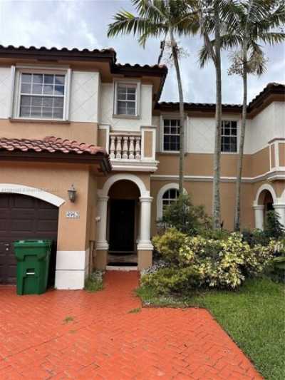 Home For Sale in Miramar, Florida