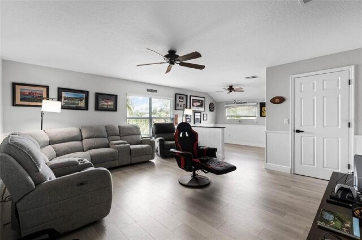 Picture of Home For Sale in Lake Mary, Florida, United States