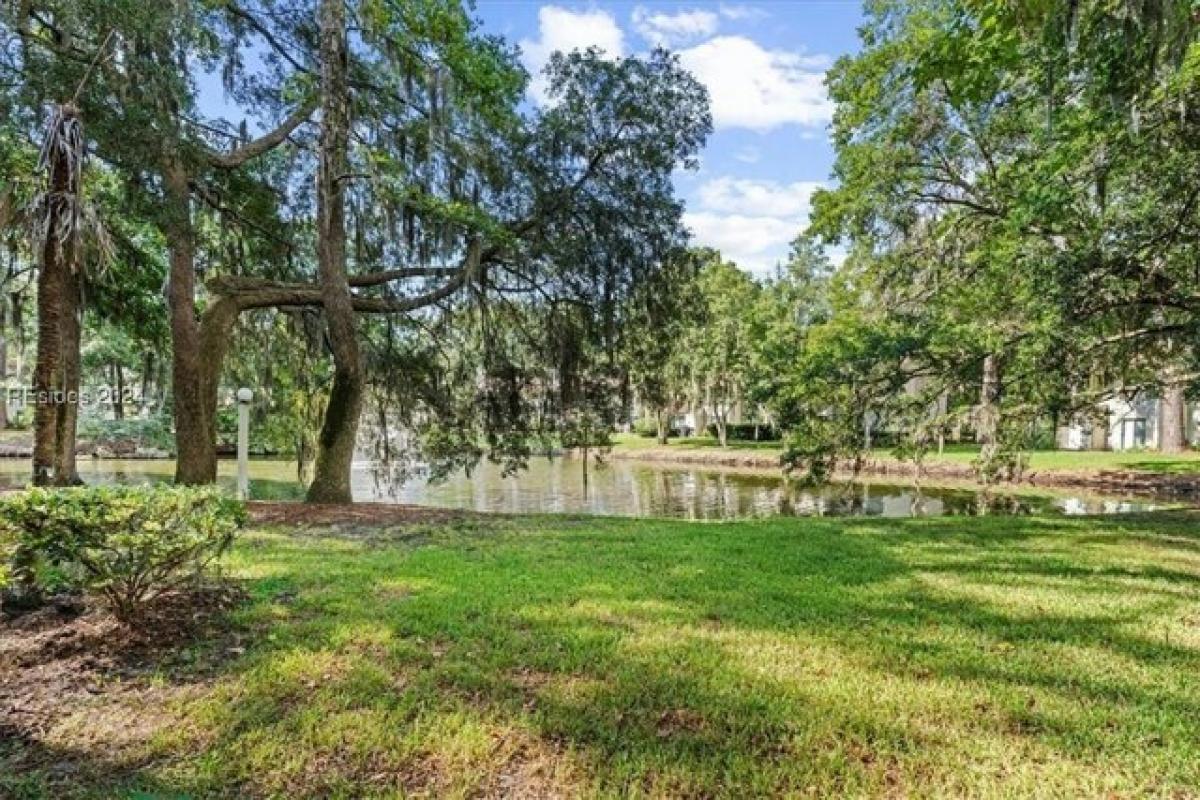 Picture of Home For Sale in Hilton Head Island, South Carolina, United States