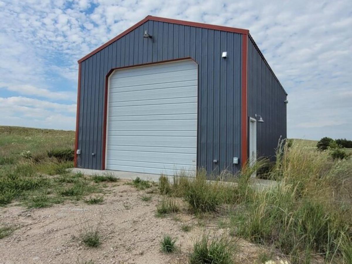 Picture of Home For Sale in Lewellen, Nebraska, United States