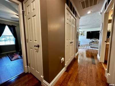 Home For Sale in Eldorado, Illinois