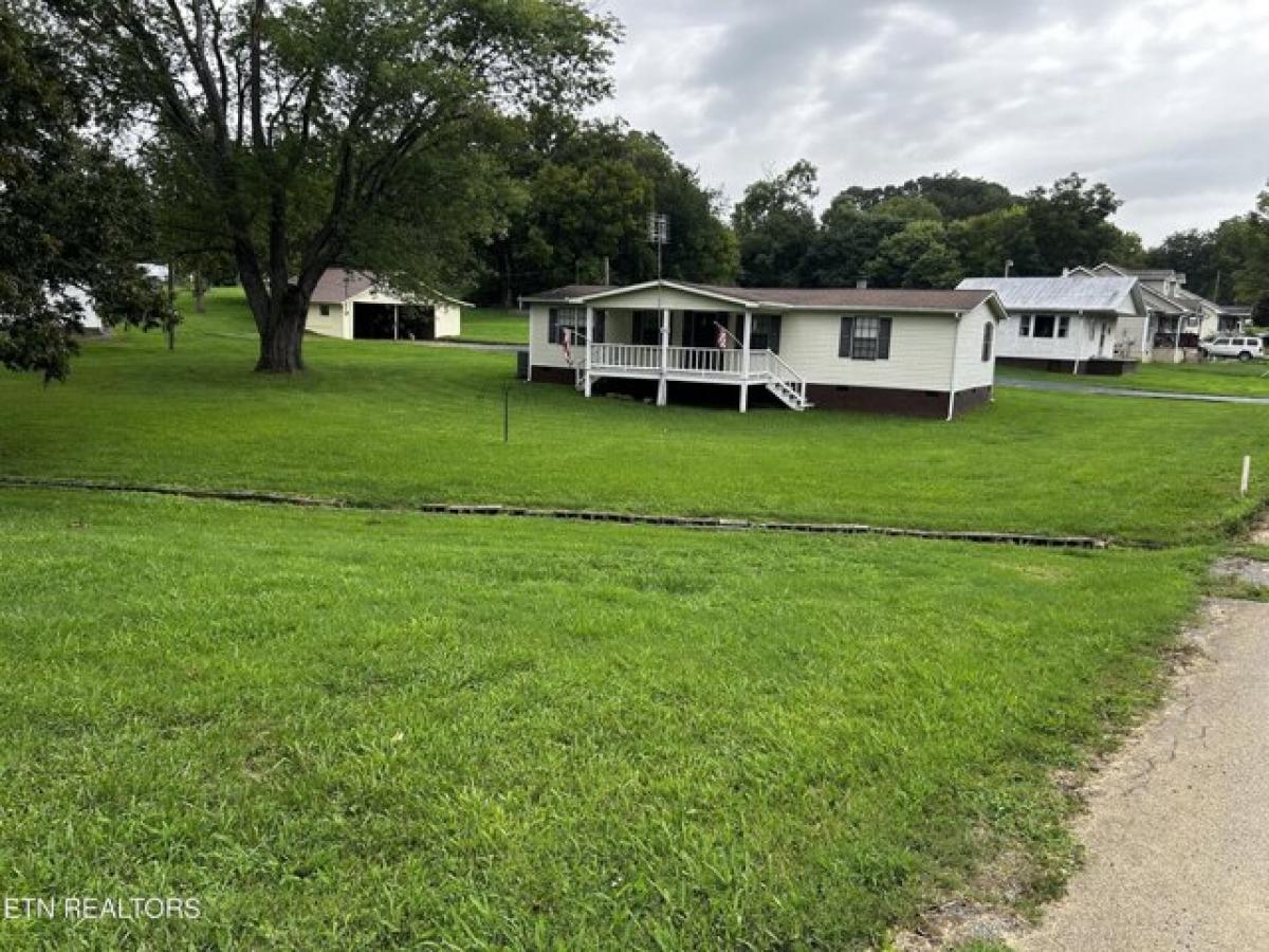 Picture of Home For Sale in Madisonville, Tennessee, United States