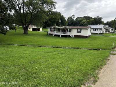 Home For Sale in Madisonville, Tennessee