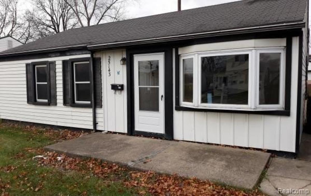 Picture of Home For Rent in Roseville, Michigan, United States