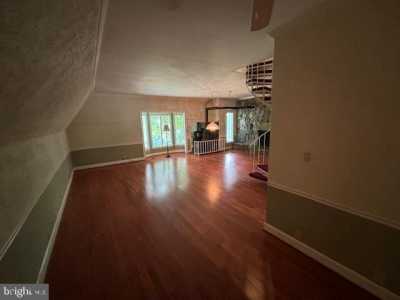 Home For Sale in Great Falls, Virginia