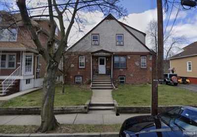 Home For Rent in Hackensack, New Jersey