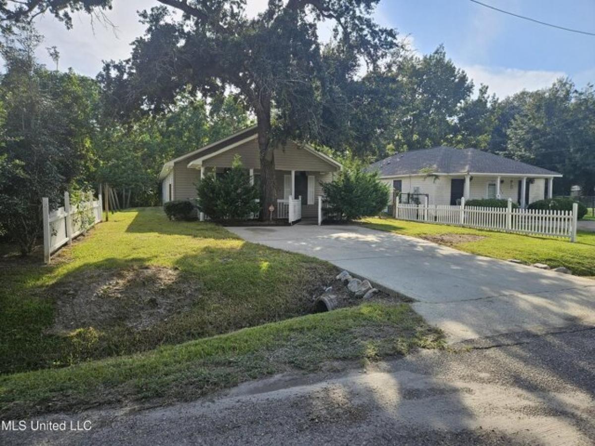 Picture of Home For Sale in Gulfport, Mississippi, United States