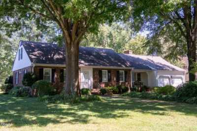 Home For Sale in Burlington, North Carolina