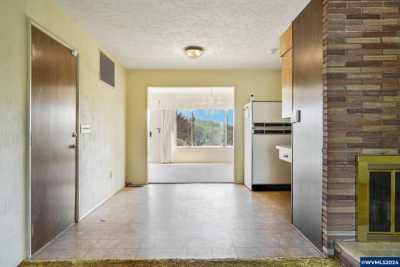 Home For Sale in Albany, Oregon