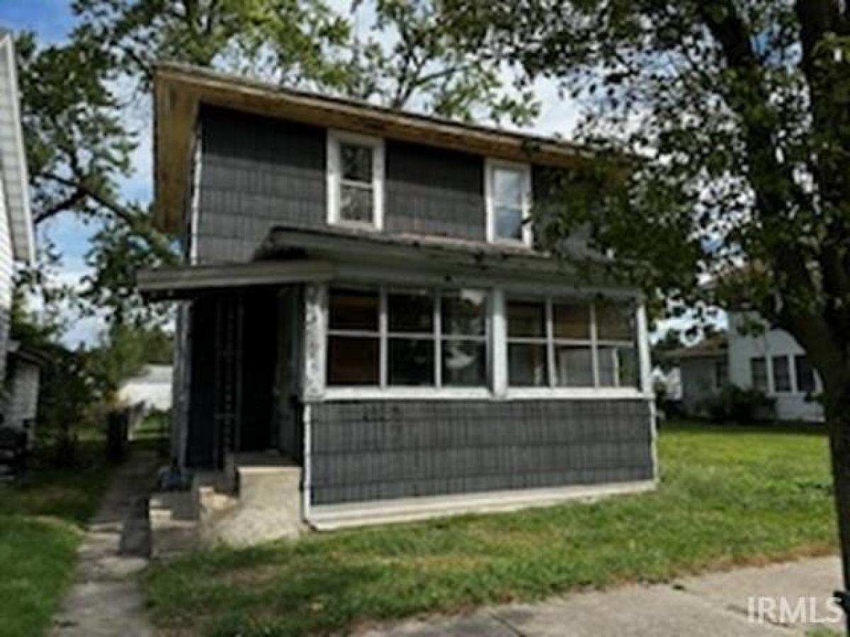 Picture of Home For Sale in South Bend, Indiana, United States