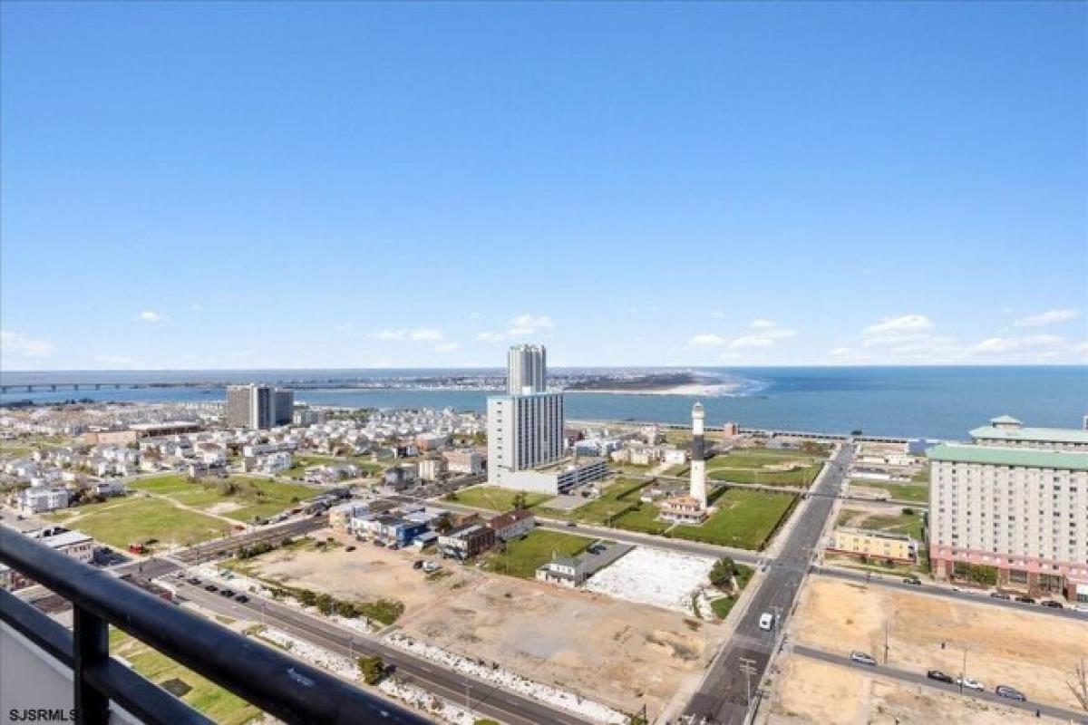 Picture of Home For Sale in Atlantic City, New Jersey, United States