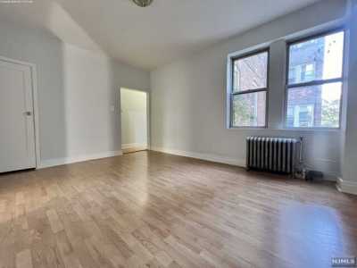 Home For Rent in North Bergen, New Jersey