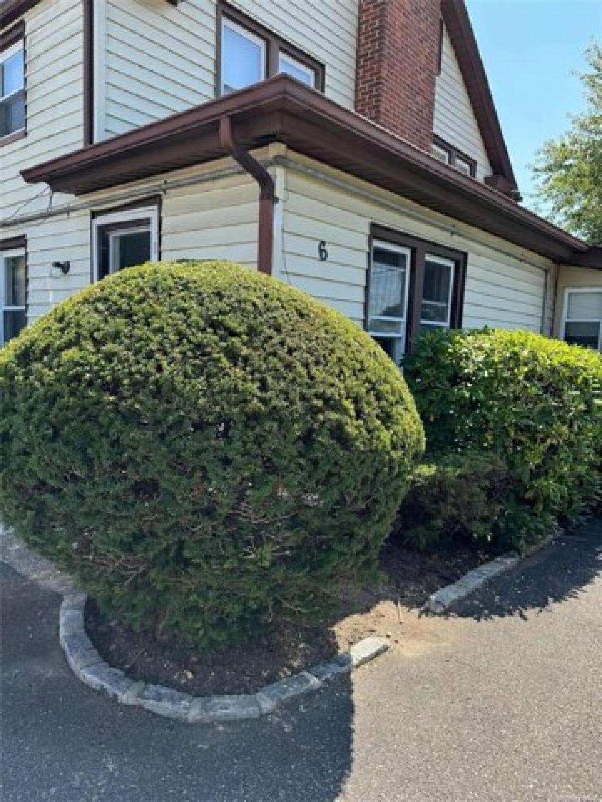 Picture of Home For Rent in Syosset, New York, United States