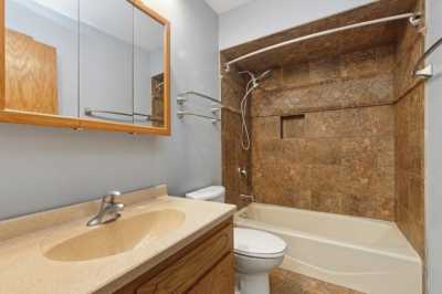 Home For Sale in Orland Park, Illinois