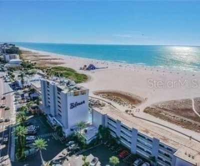 Home For Sale in Treasure Island, Florida