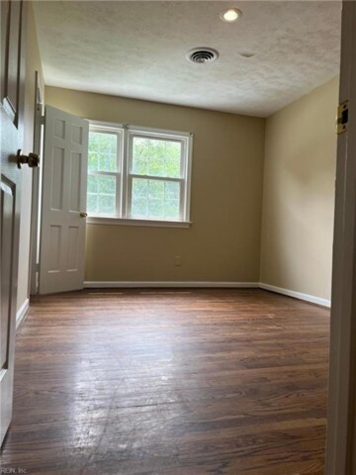 Picture of Home For Rent in Hampton, Virginia, United States