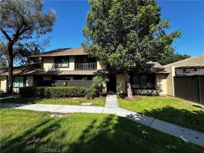 Home For Sale in Santa Ana, California