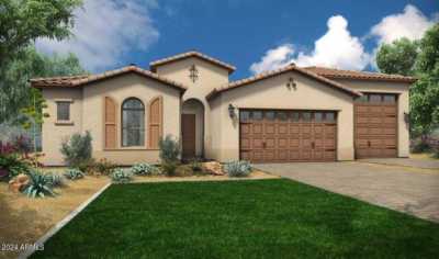 Home For Sale in Wittmann, Arizona