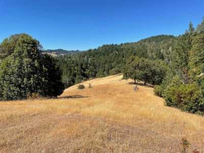 Home For Sale in Willits, California