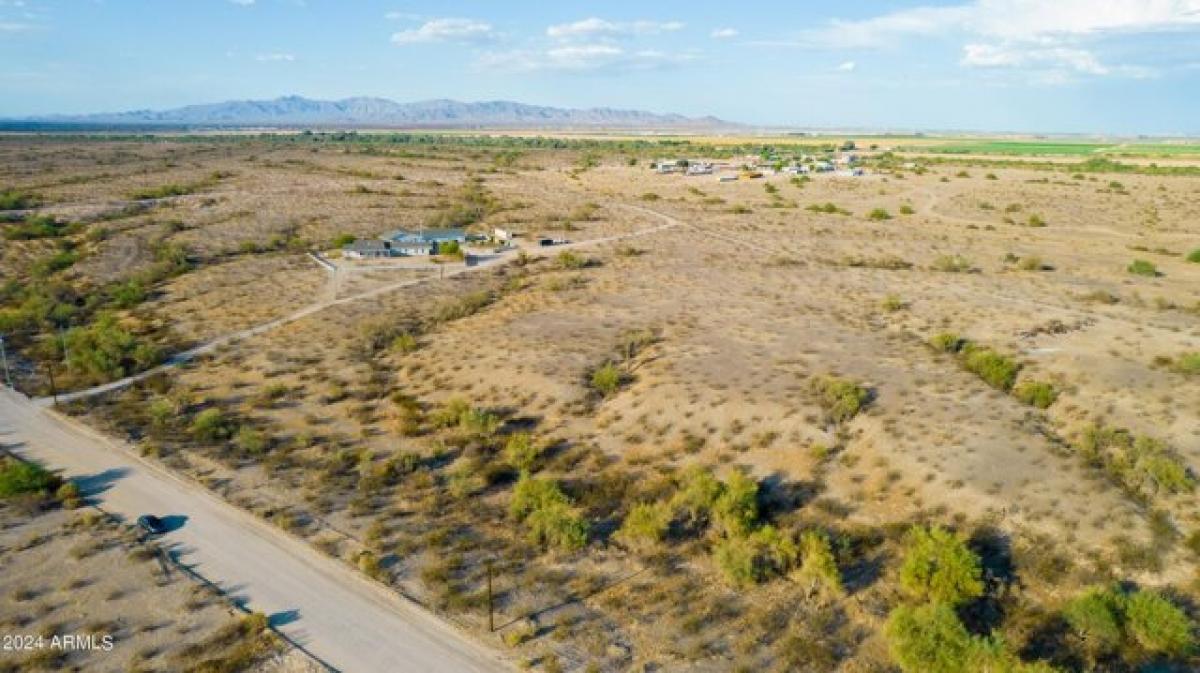 Picture of Residential Land For Sale in Buckeye, Arizona, United States