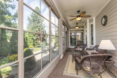 Home For Sale in Oconomowoc, Wisconsin