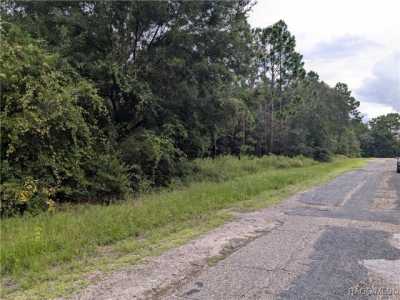 Residential Land For Sale in Citrus Springs, Florida