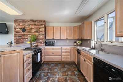 Home For Sale in Burlington, Washington