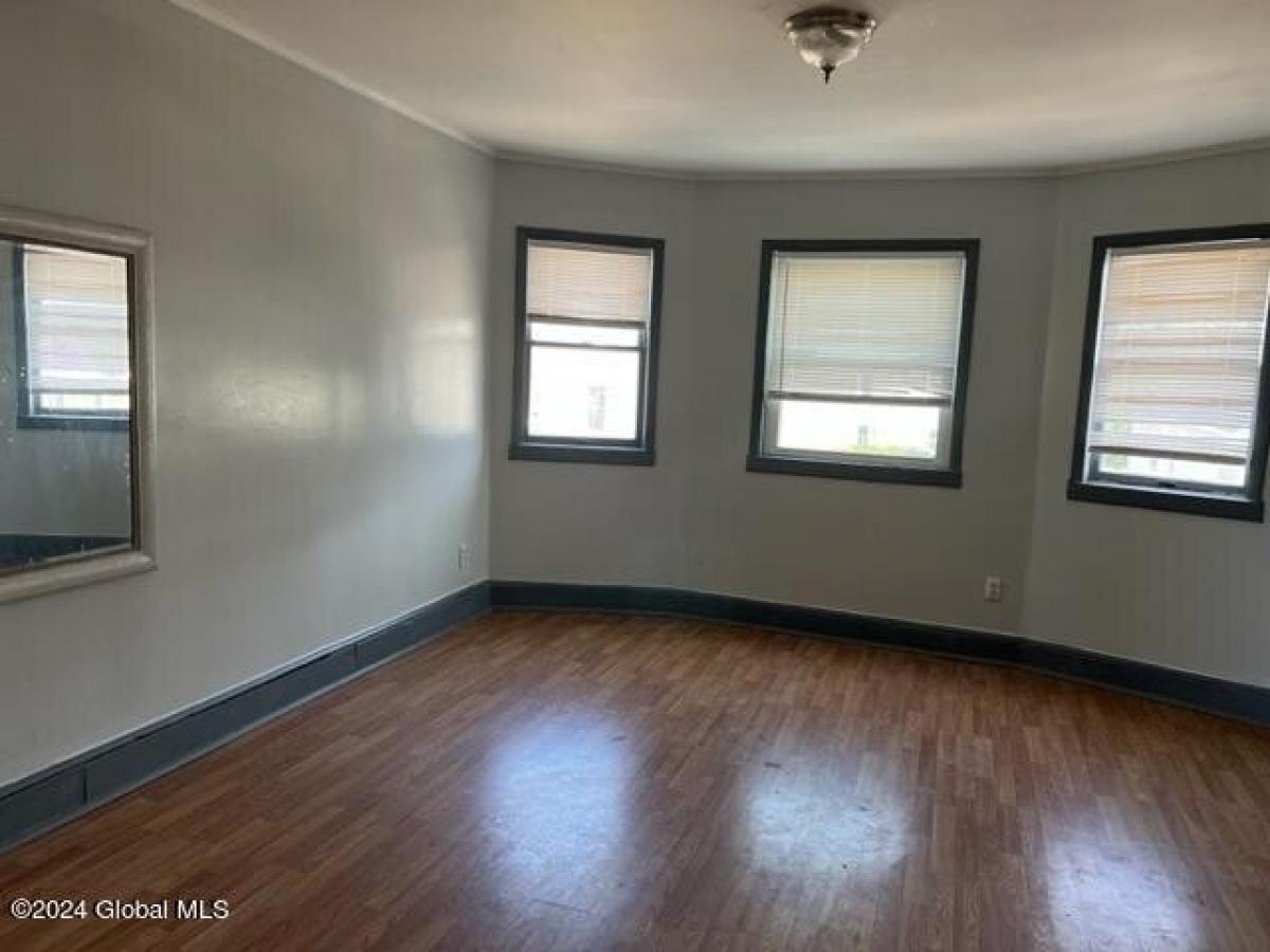 Picture of Home For Rent in Schenectady, New York, United States