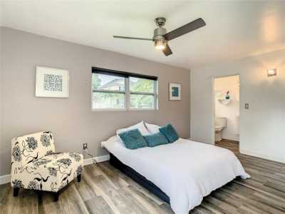 Home For Rent in Saint Petersburg, Florida