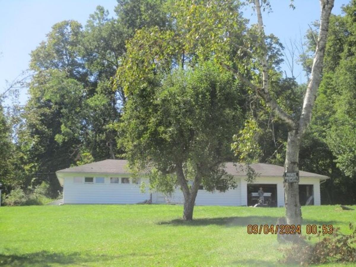 Picture of Home For Sale in Campbell, New York, United States