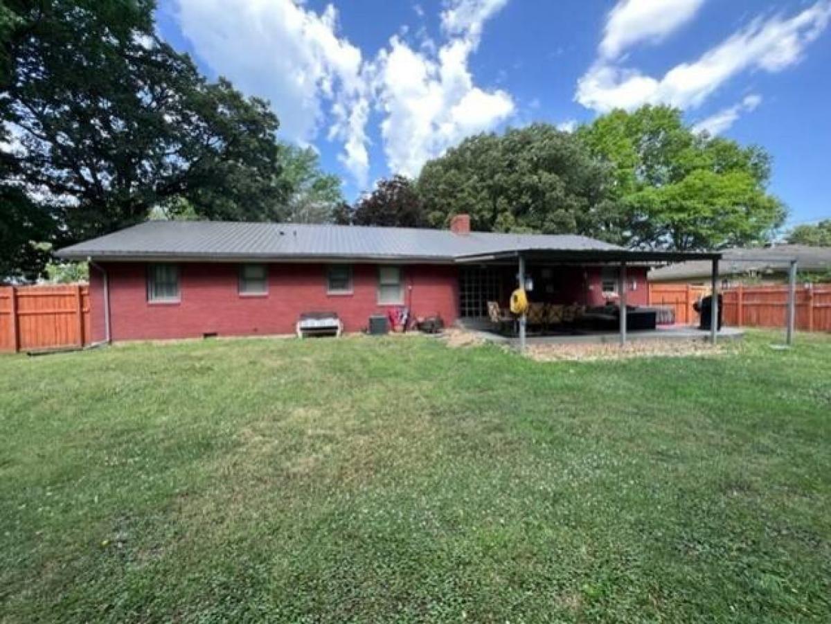 Picture of Home For Sale in Cameron, Missouri, United States