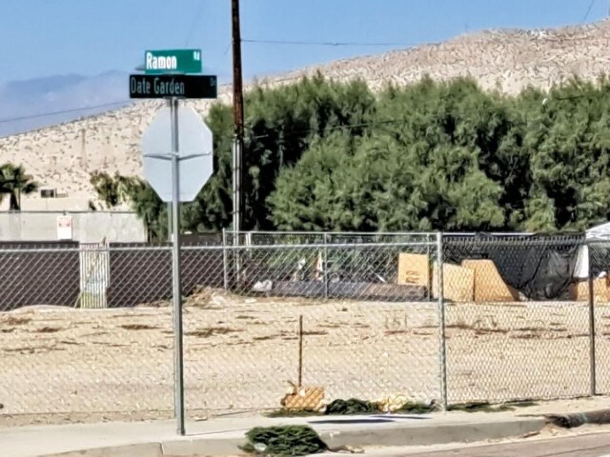 Picture of Residential Land For Sale in Thousand Palms, California, United States