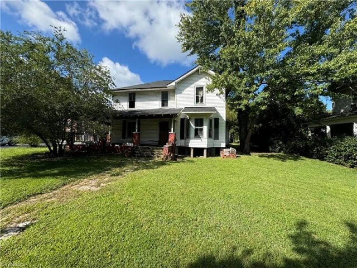 Picture of Home For Sale in Thomasville, North Carolina, United States