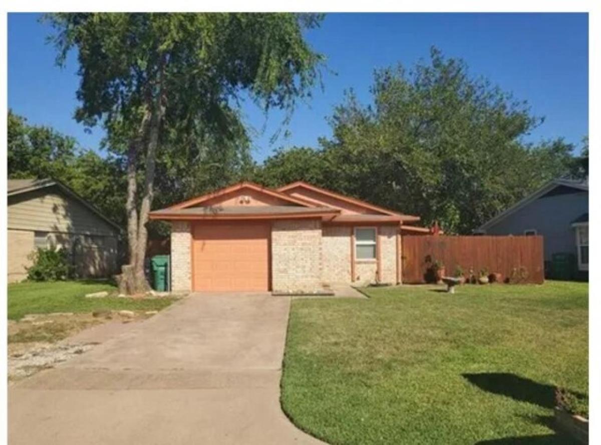 Picture of Home For Sale in Denton, Texas, United States