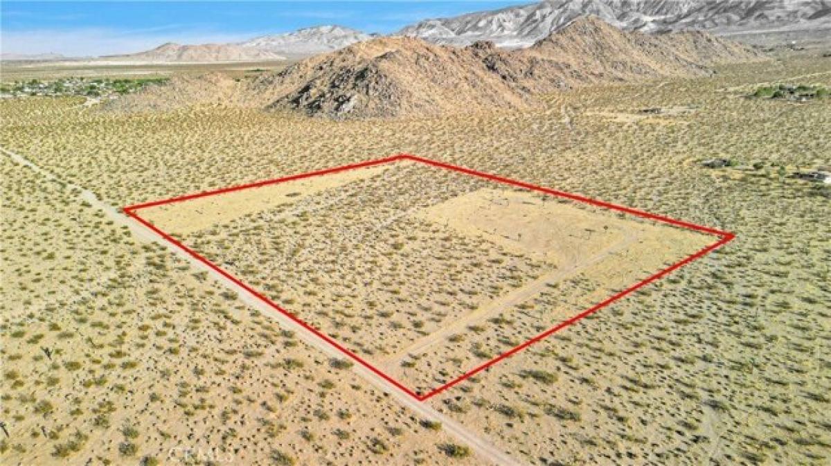 Picture of Residential Land For Sale in Lucerne Valley, California, United States