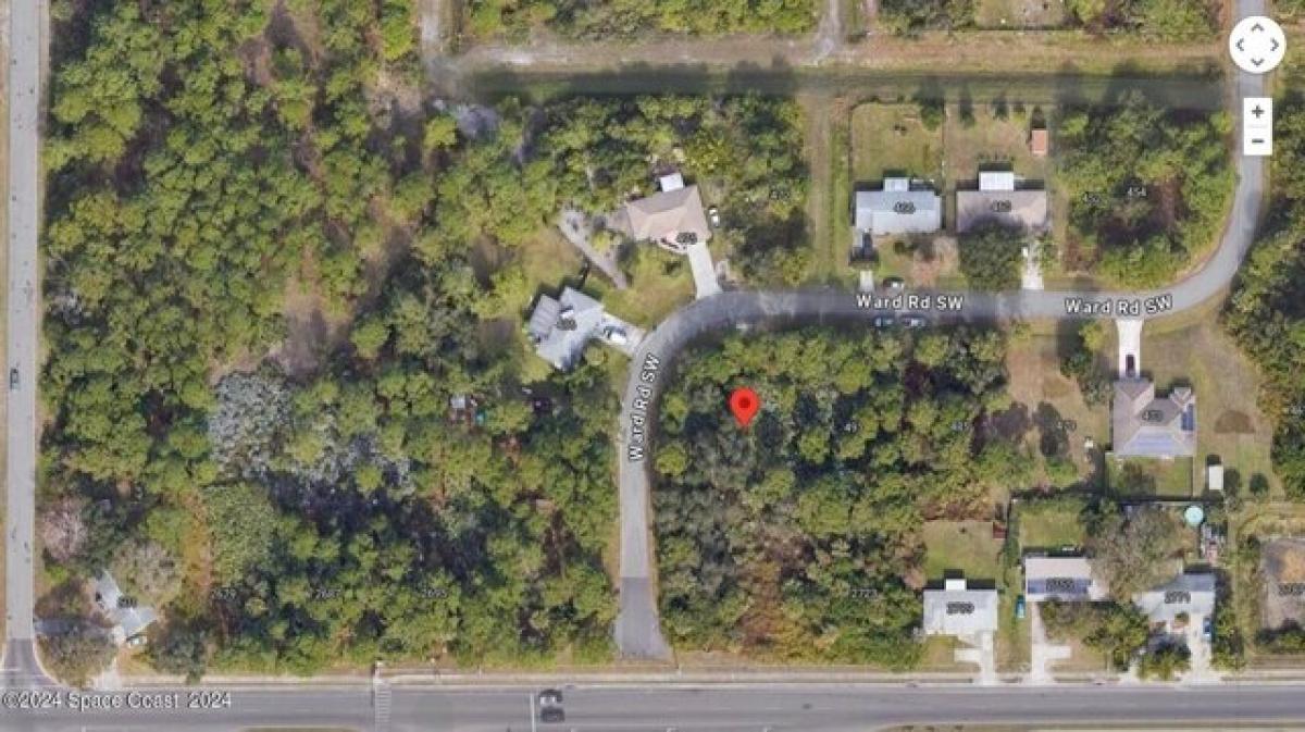 Picture of Residential Land For Sale in Palm Bay, Florida, United States