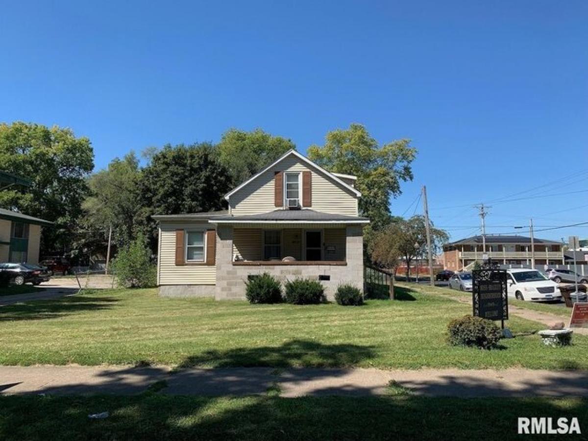 Picture of Home For Sale in Peoria, Illinois, United States