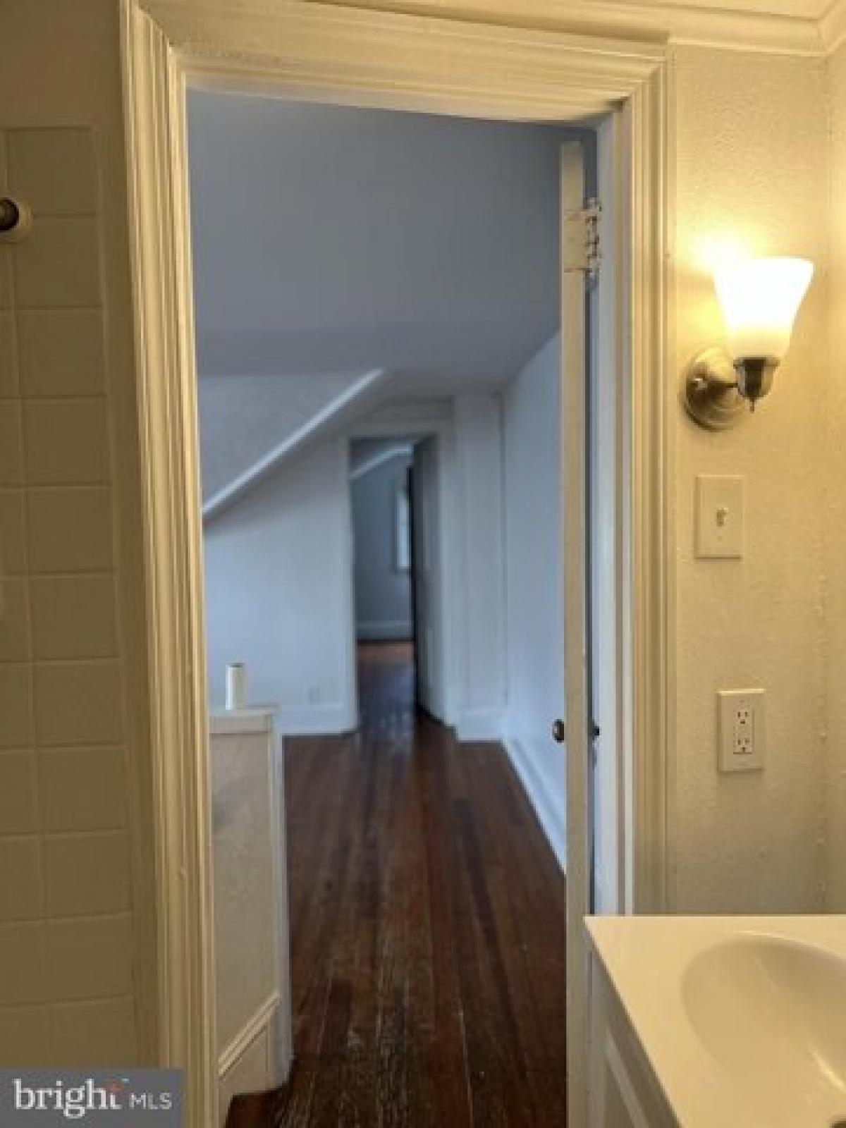 Picture of Apartment For Rent in Glenside, Pennsylvania, United States