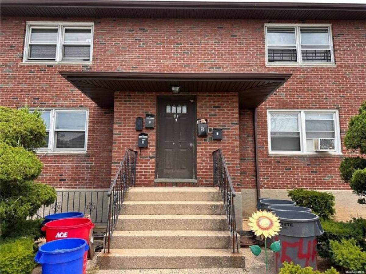 Picture of Apartment For Rent in Valley Stream, New York, United States