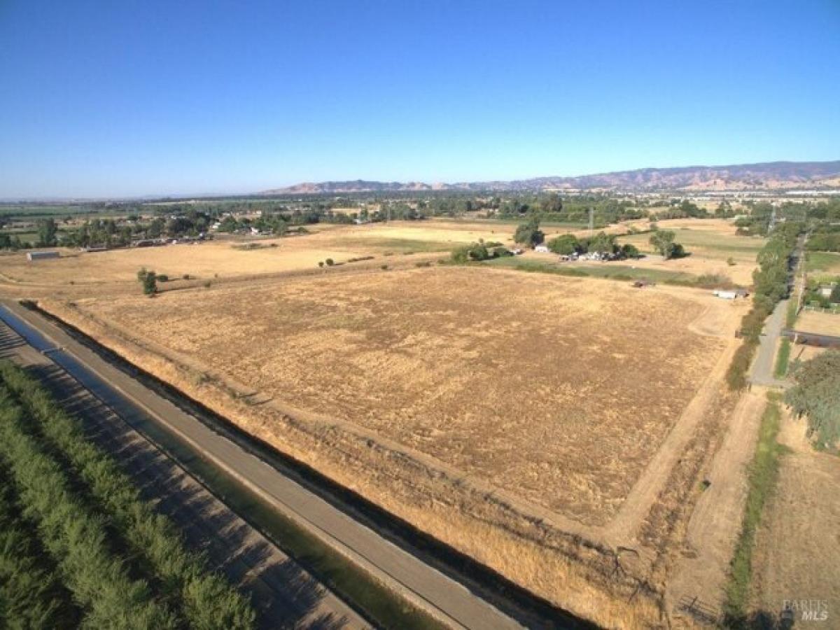 Picture of Residential Land For Sale in Vacaville, California, United States