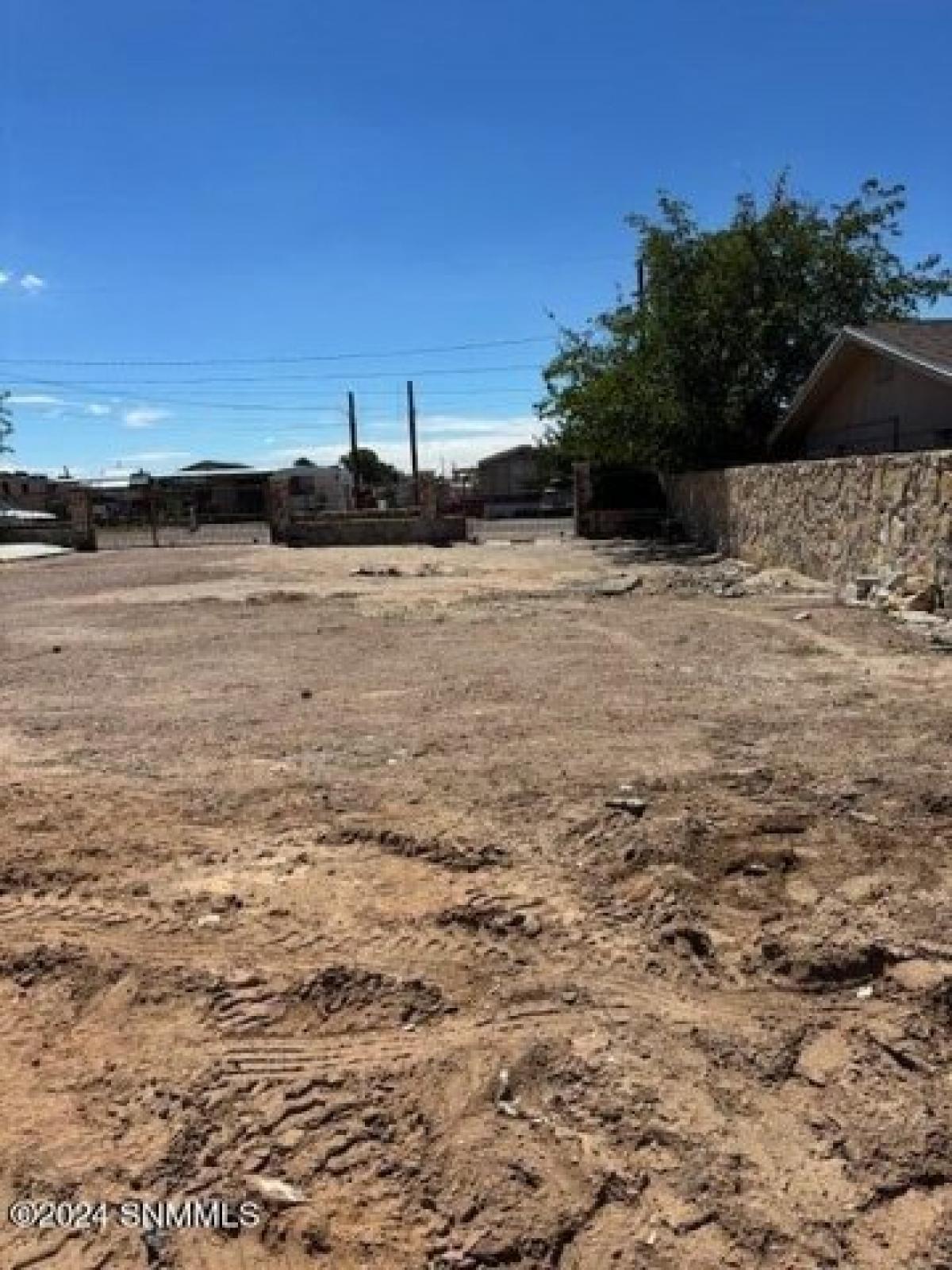 Picture of Residential Land For Sale in Anthony, New Mexico, United States