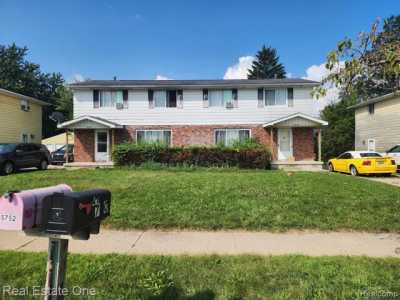 Home For Sale in Lansing, Michigan