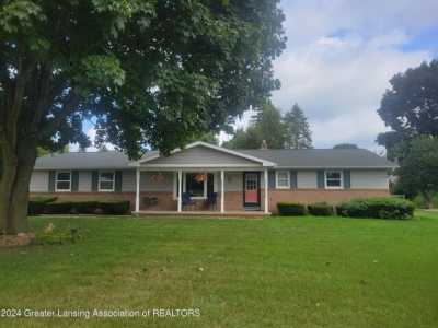 Home For Sale in Grand Ledge, Michigan