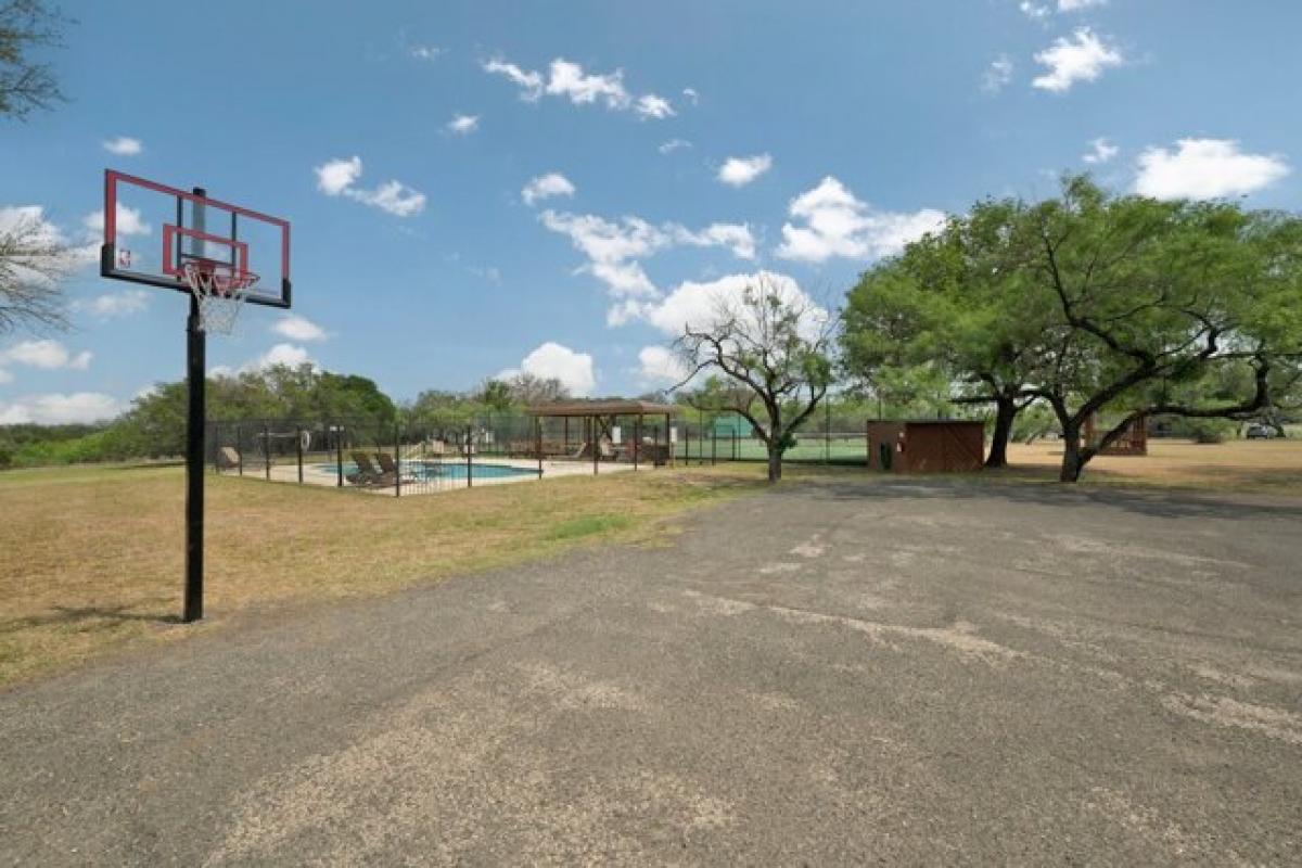 Picture of Home For Sale in Spicewood, Texas, United States