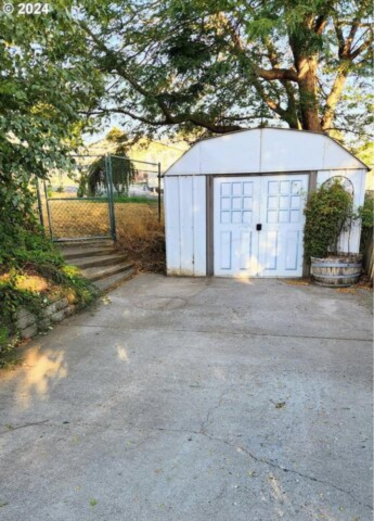 Picture of Home For Sale in Pendleton, Oregon, United States