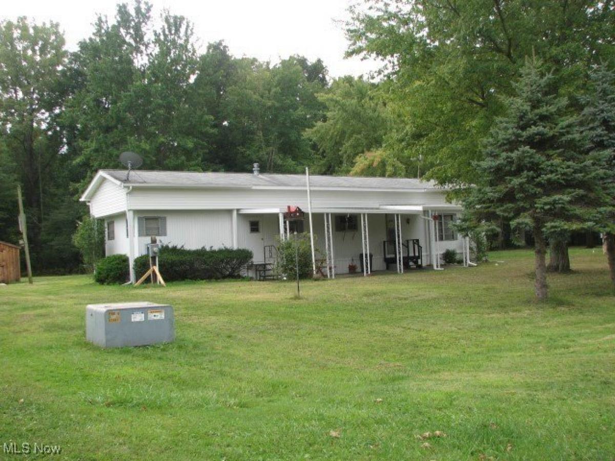 Picture of Home For Sale in Jamestown, Pennsylvania, United States